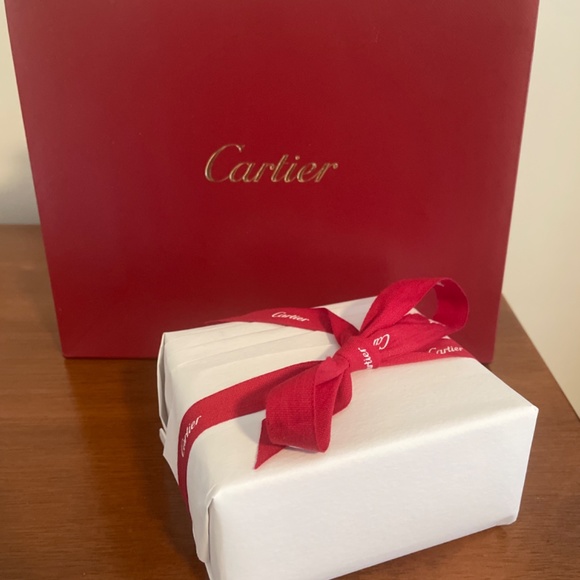 Brand NEW Cartier Trinity Bracelet with Original Box and Gift Packaging - Picture 2 of 4